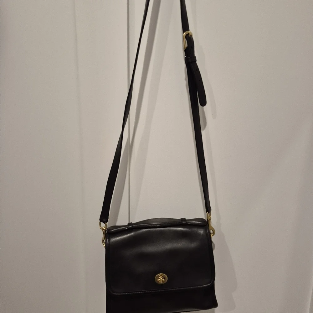 Vintage COACH Court Bag Old Coach Hand Bag Shoulder Bag Black Leather - Picture 3 of 17